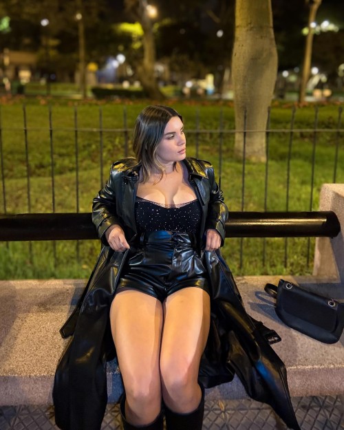 fiorellaretiz_1745599293_3618671614133617607_508708266f15558afa36aa15b.jpg