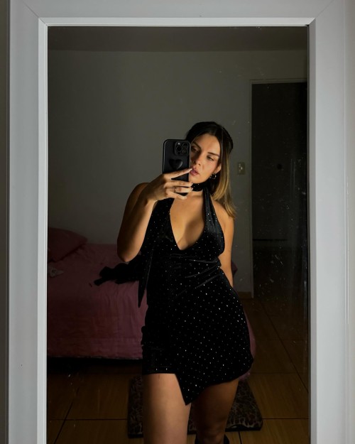 fiorellaretiz_1747702479_3636314413691692883_50870826696fae975bea70d5c.jpg