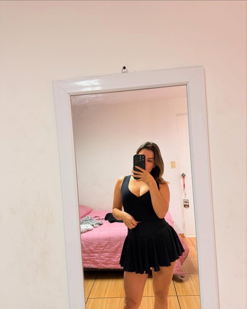 fiorellaretiz_1748532526_3643277353284264660_5087082660811760f59002fdc.jpg