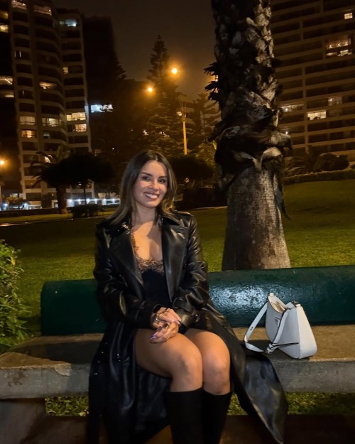 fiorellaretiz_1748532526_3643277353317680976_508708266e617940402e6e242.jpg