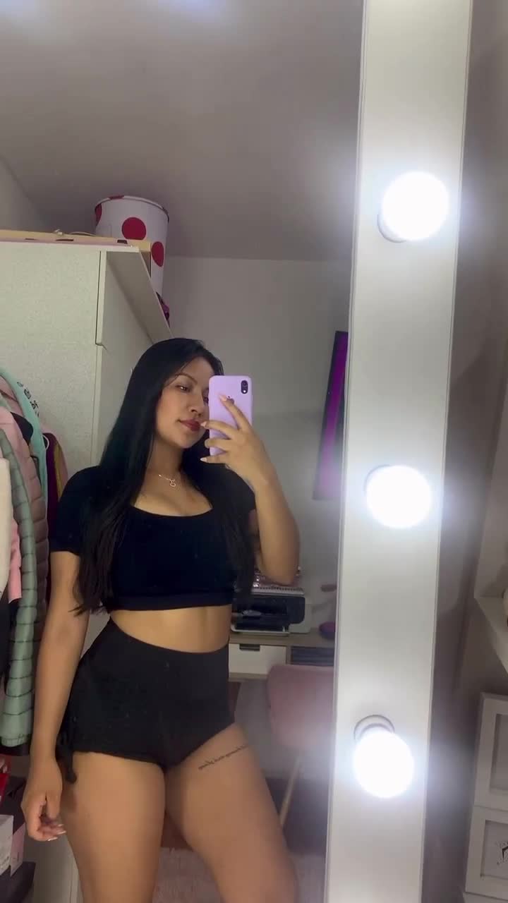 gabiv_gutierrez_1679892507_3067483075682144619_29762296263e144b0b8c32bedd.mp4