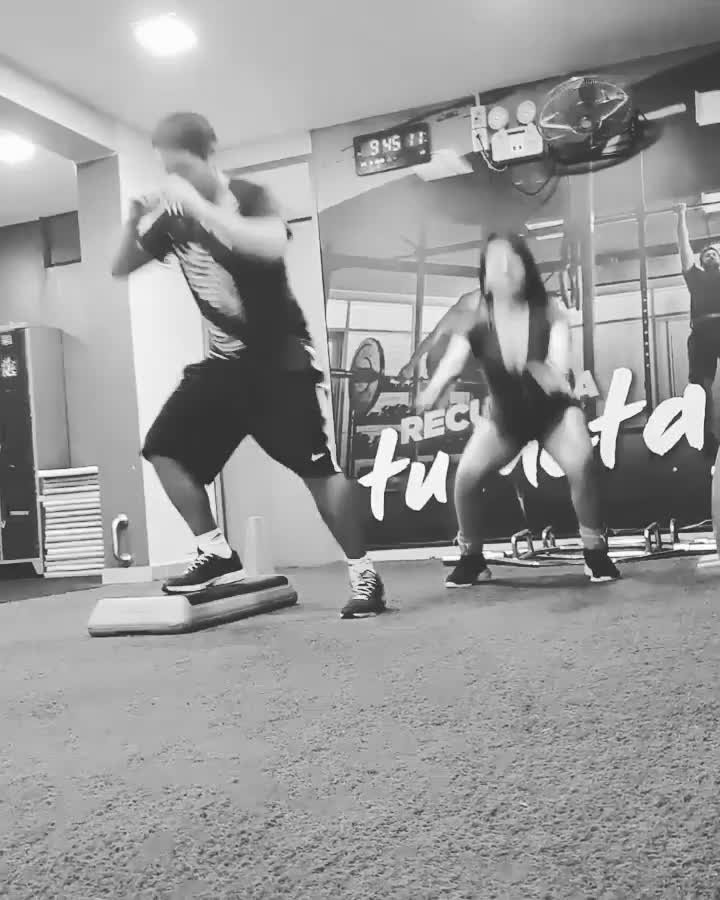 genesisfit11_1569352862_2140208928712150578_593003112612a5656a153df5d8.mp4