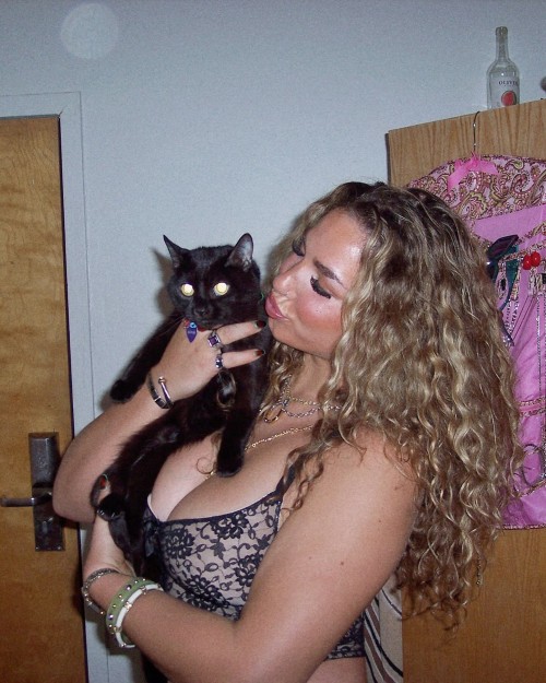 gina.adams_351873622820225055917f220300a960783.jpg