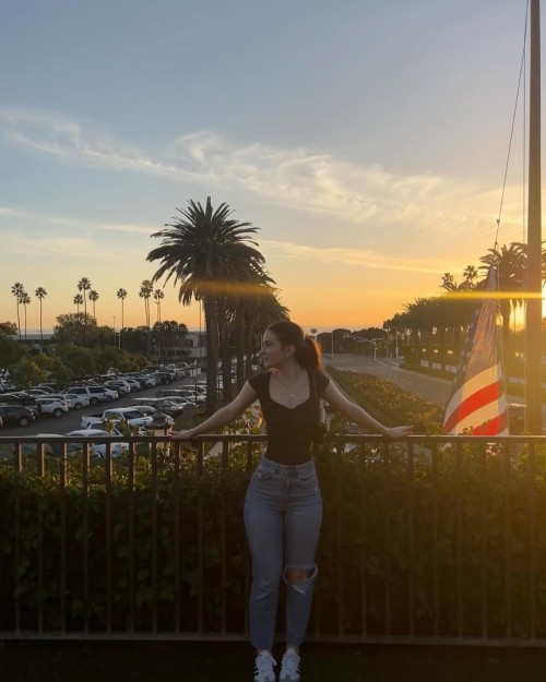 giuliahere photo C0Zayt0xnn 20250119 230923 405493745