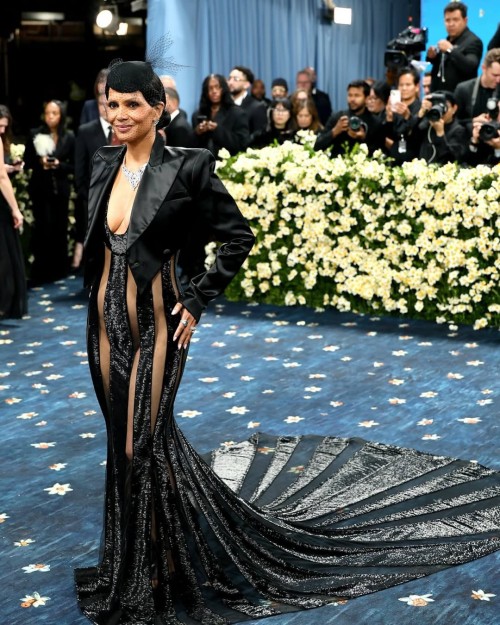 halleberry-halleberry-Met-Gala-2025-11036473bc94c4ee1.jpg