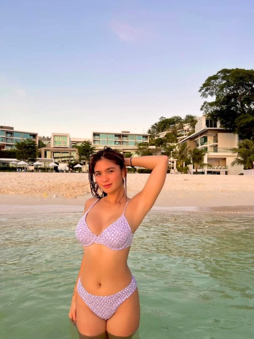 heaven-peralejo-v0-mtx6cdbht5yc1863765bd7e82e73d.jpg