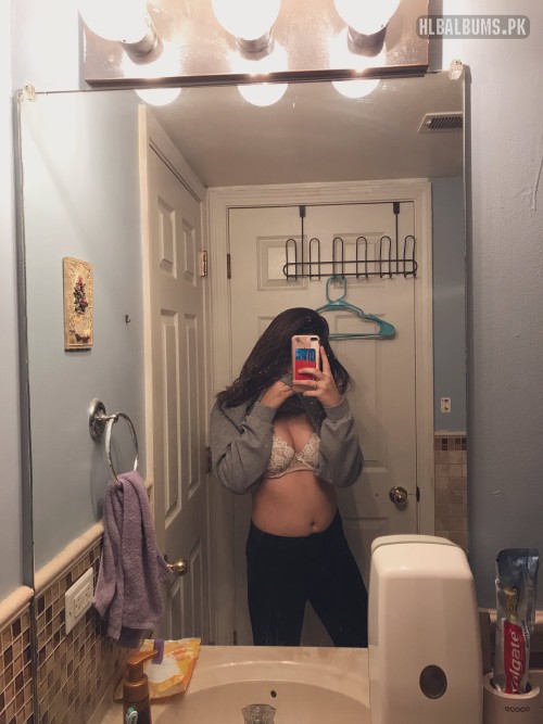 hlbalbums.pk-lauren-paclar1123a42b15824ce1d58.jpg