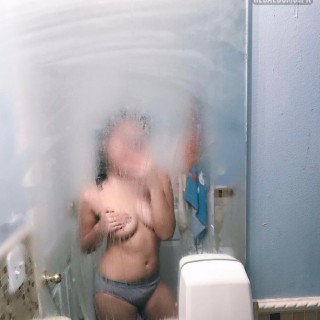 hlbalbums.pk-lauren-paclar95b8602d4438d6a09c
