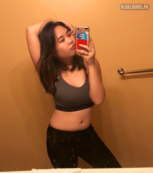 hlbalbums.pk-lauren-paclar96a695708b3c21609f.jpg