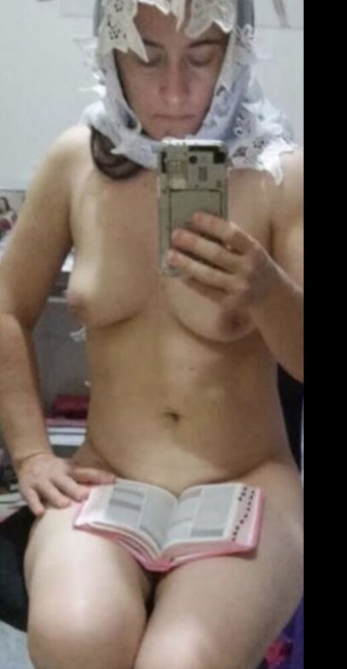 ighcUPTS028dc3662778c6e4.jpeg