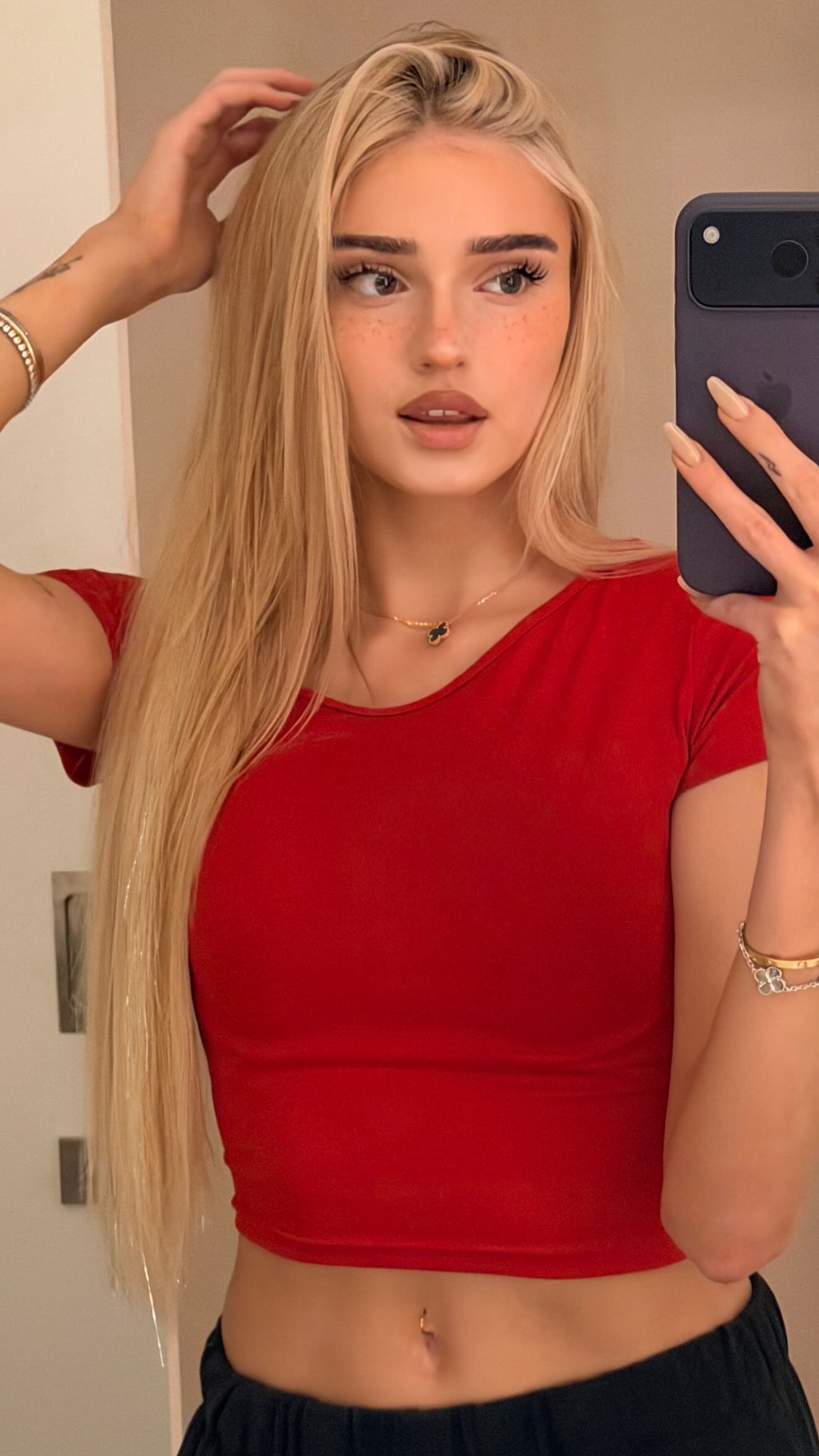 1000699770ff4682783c1665d5.jpg