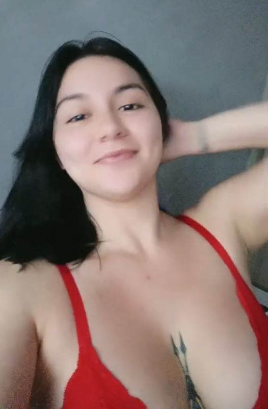 Alice alvarez 🌶 - 27764358