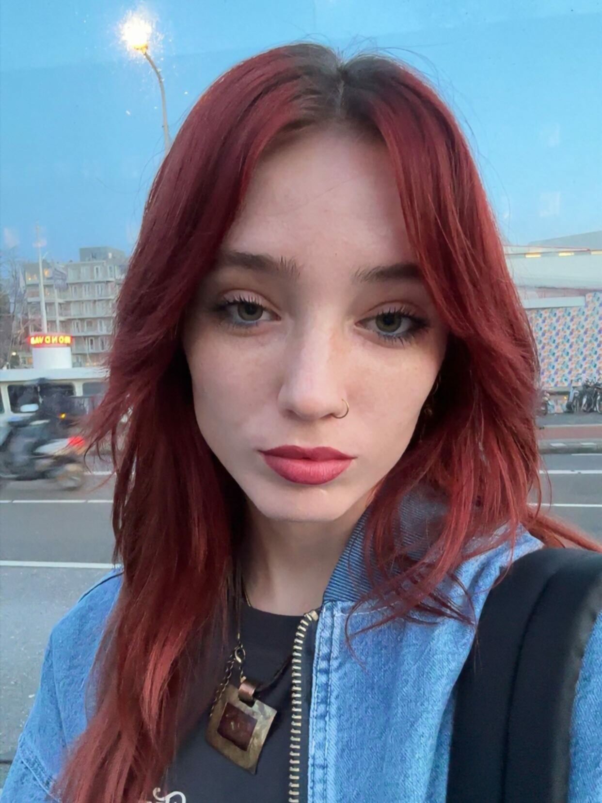 1c0766f0485e3b634fbc1186af7b65ac8ca37417.jpeg