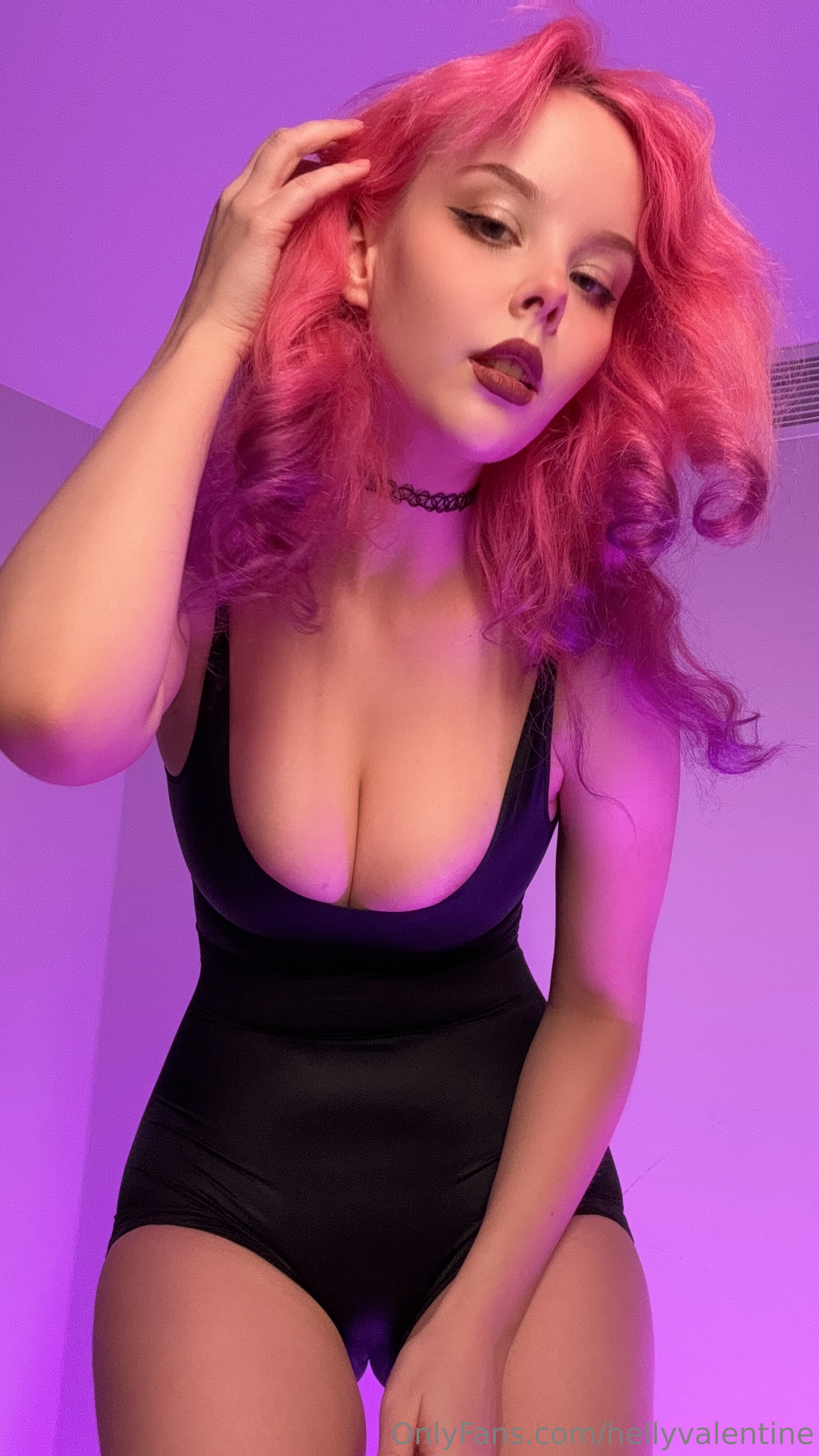 2025.01.17 black bodysuit 3.jpg
