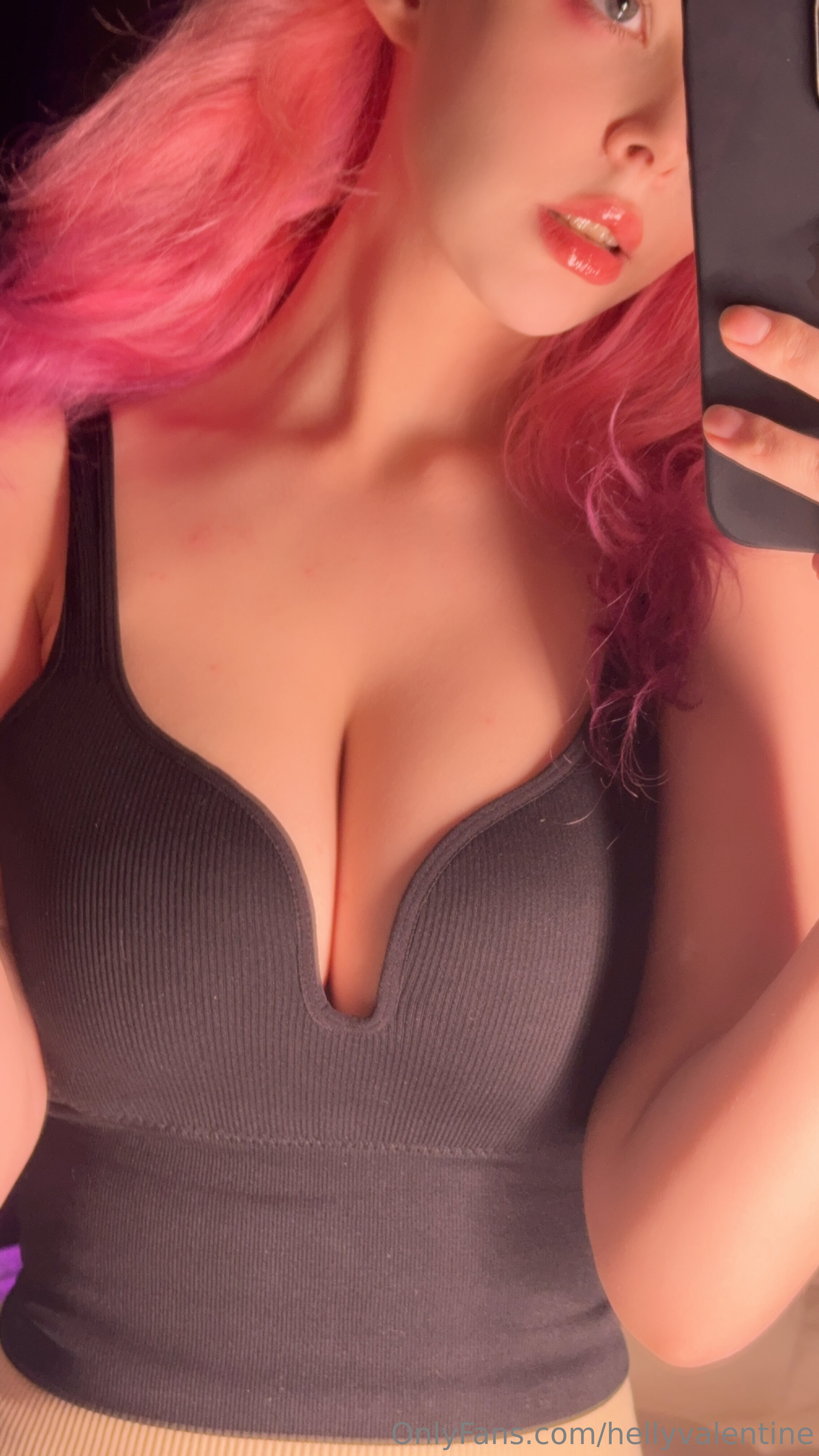 2025.02.13 tight workout outfit 14.jpg