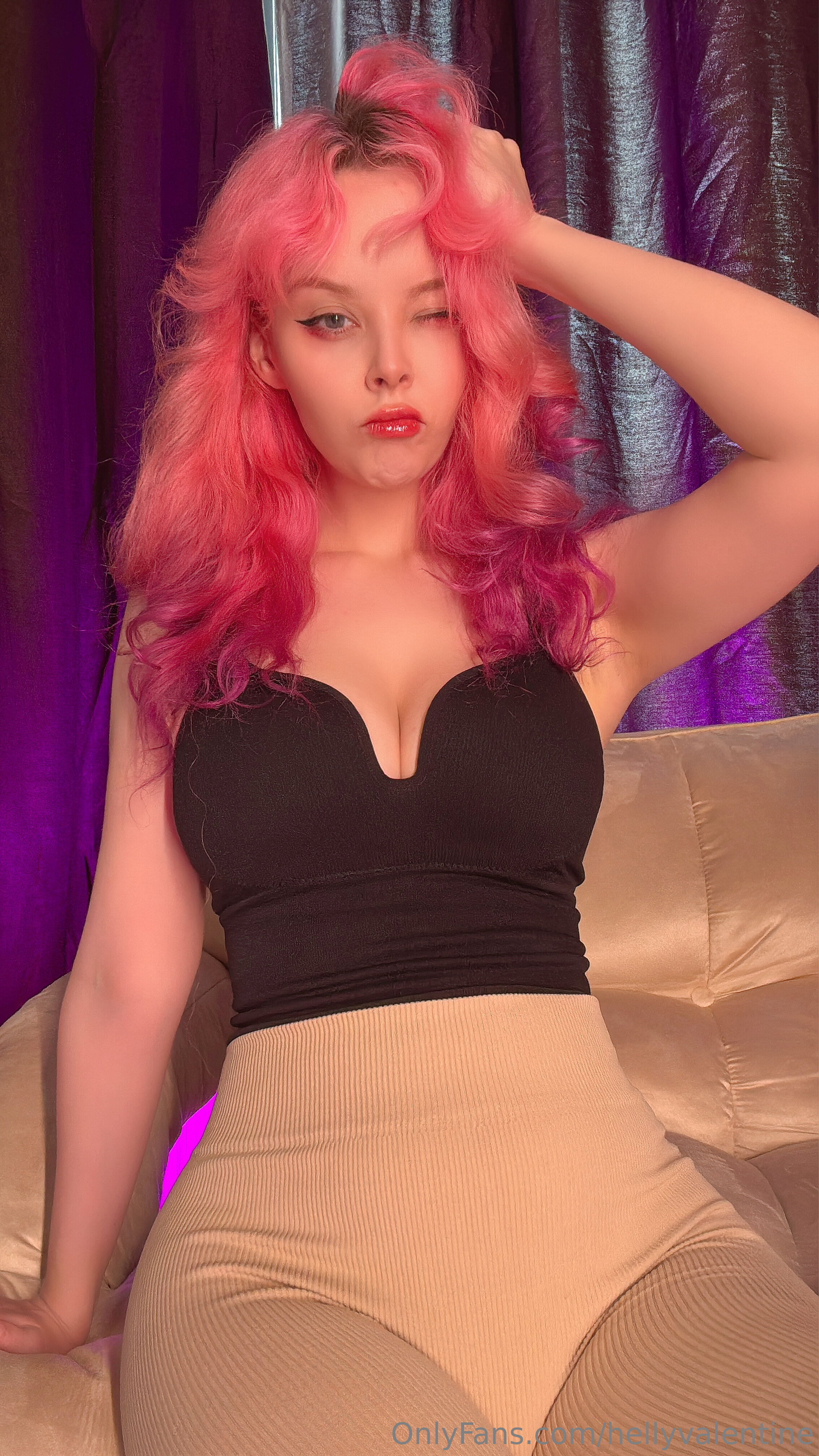 2025.02.13 tight workout outfit 25.jpg