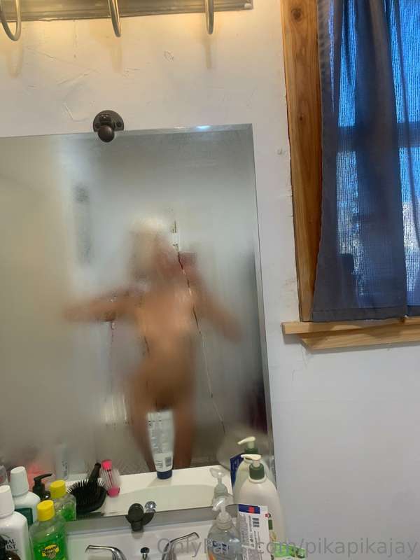2219c0d72c20da85d3fc2ba667a02bf7f804216396df218e51b7969ba5215010.jpg