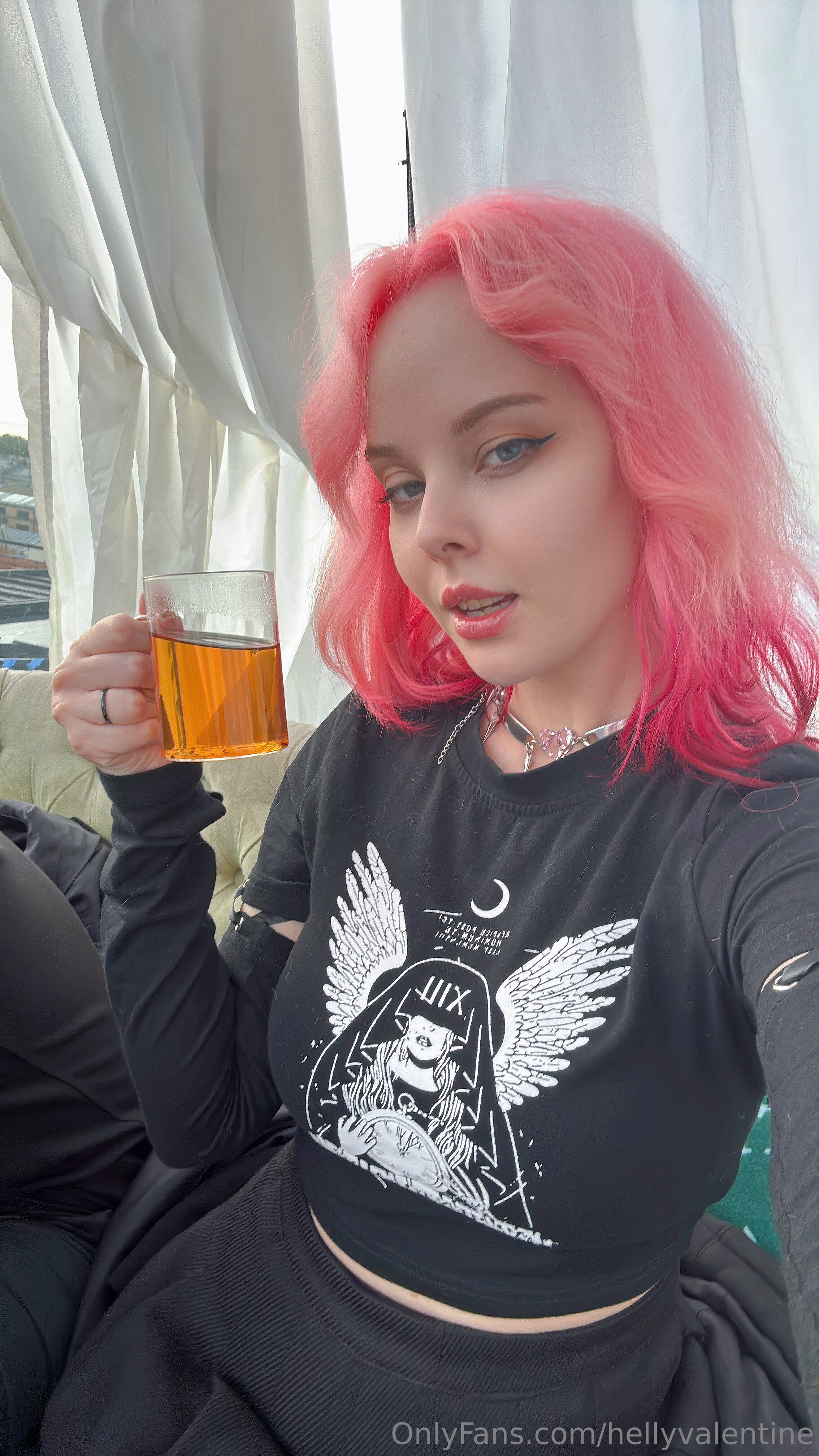 2268x4032_5197facaac005fc0292c7cc23491ef6d.jpg