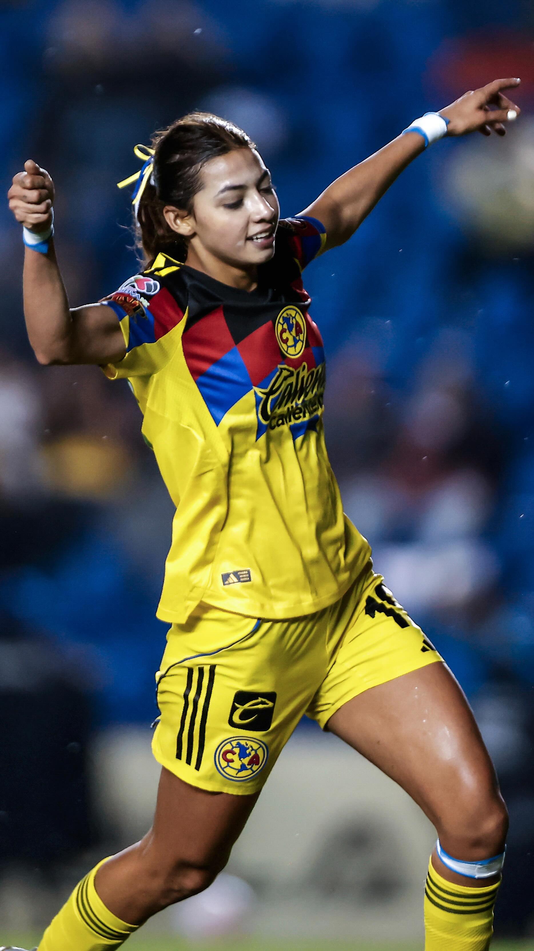 Montserrat Saldivar