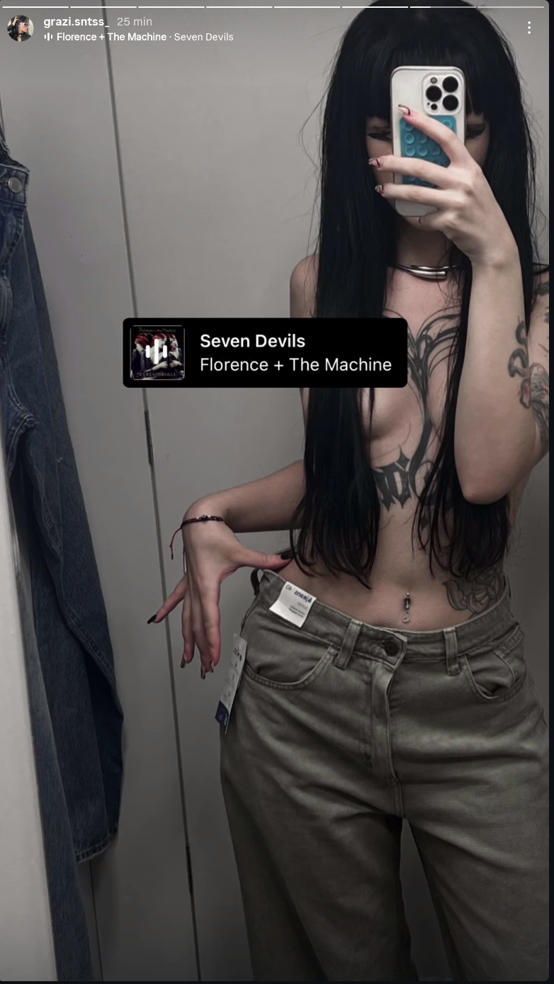 @grazi.sntss_ / Grazy Santos