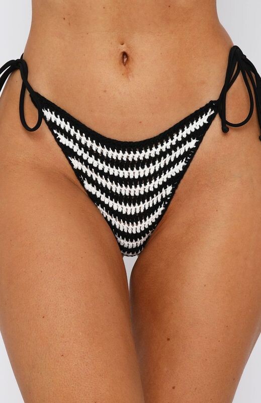 EVenz-WFox-CottesloeCrochetBottomsBlack_CreamStripe_2f2giKQc.jpg.b6c0f2fa1689703a49706feaf8f1330b.jpg