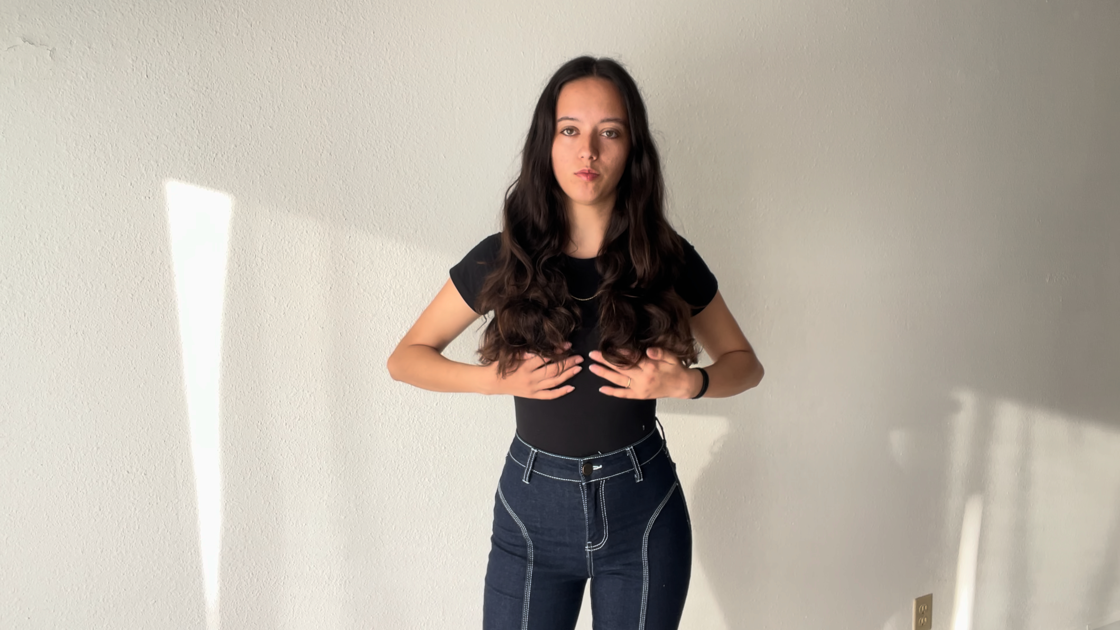 FINDING THE BEST BLACK TOP ON FASHION NOVA! (3).jpeg