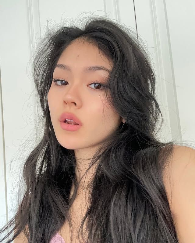 Momona Tamada R015.jpeg