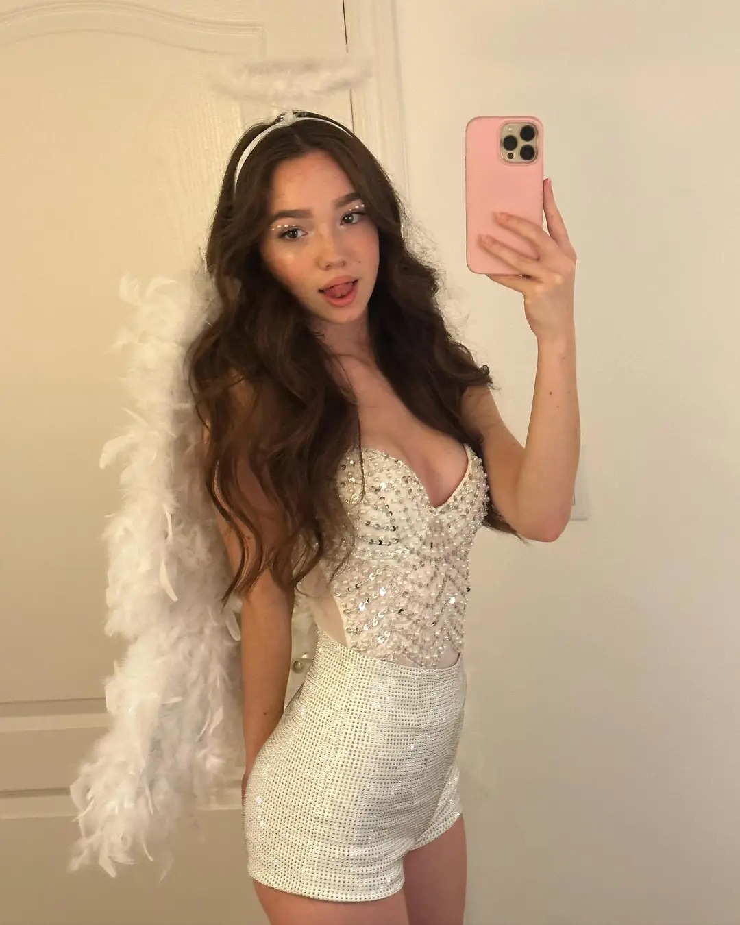 Ruby Jay R008.jpg