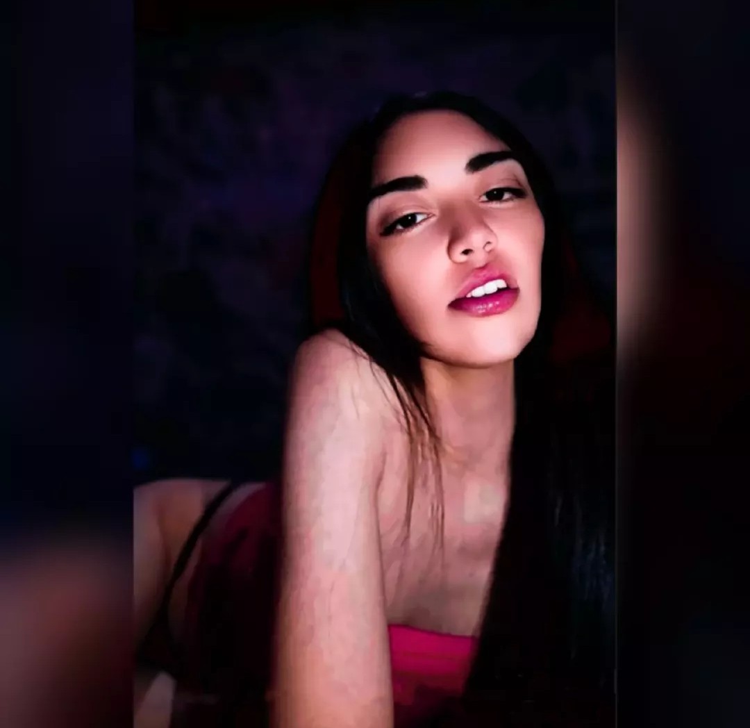 Screenshot_20260506_002041_BIGO LIVE~2.jpg