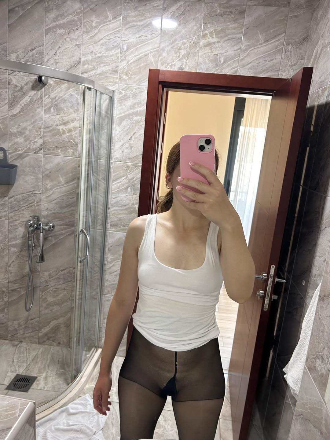 SnapInsta.to_727236002_18083954312449011_951600947825356993_n.jpg