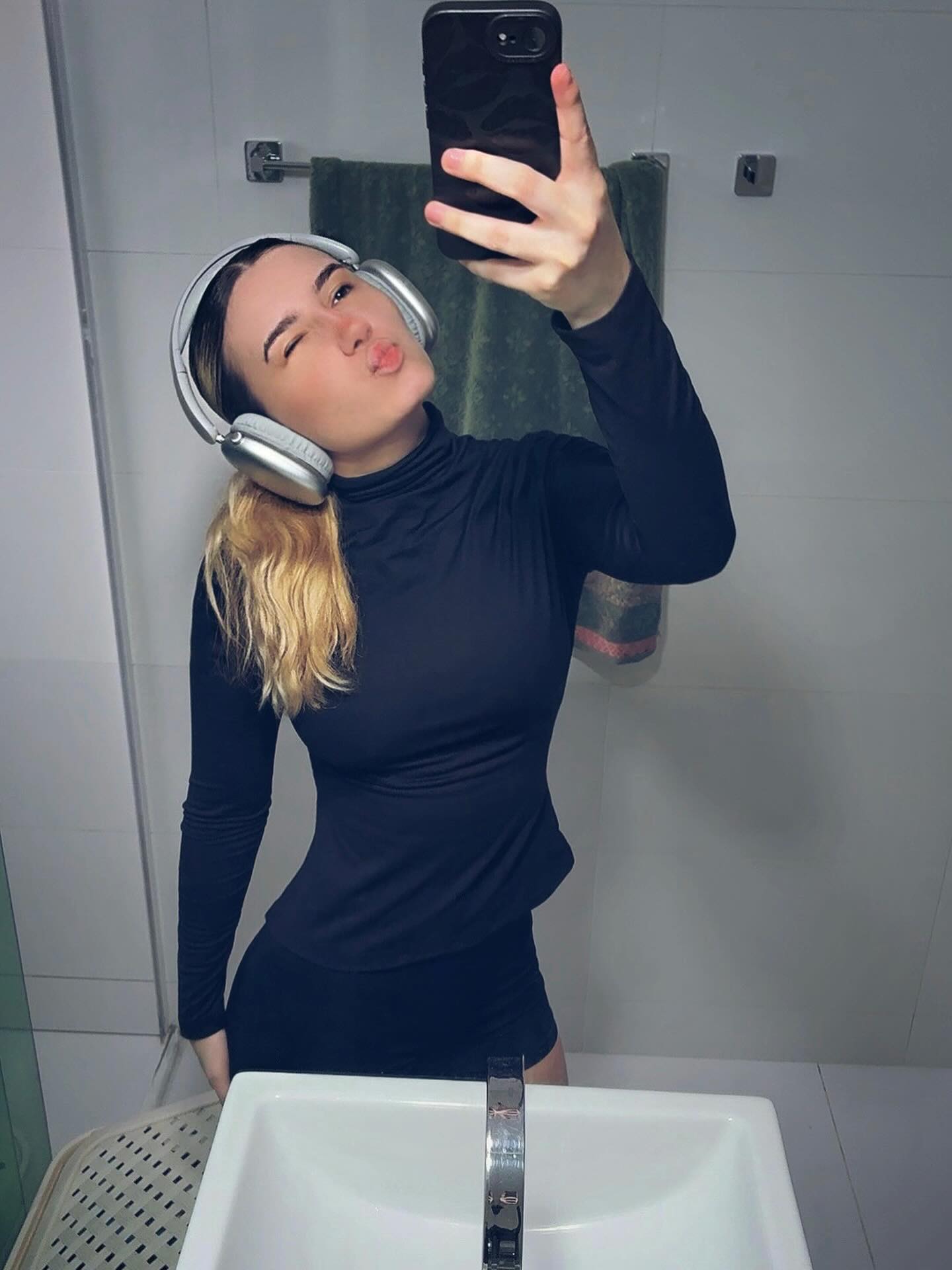 adrielebuchner_3834205129076004070.jpg
