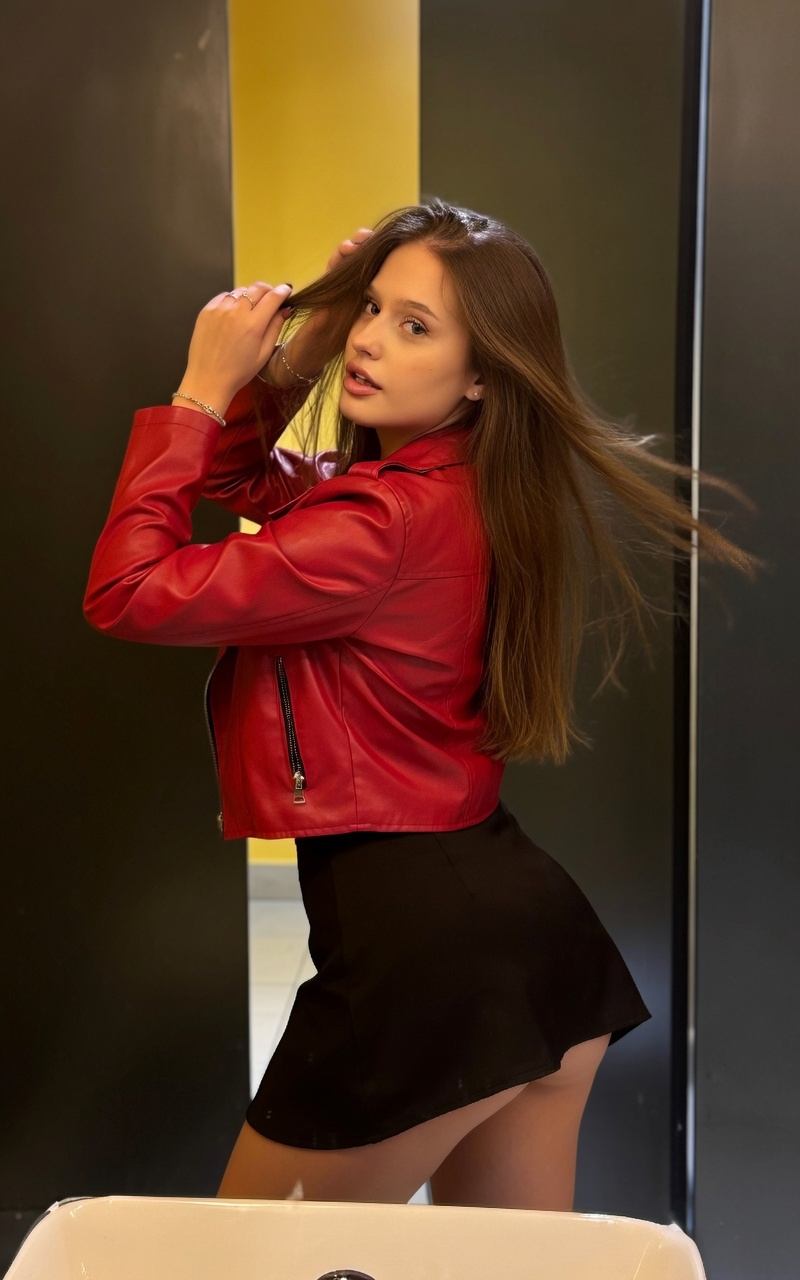 b8b46064-18c3-4cf5-9691-ec48ab2930c7.jpg