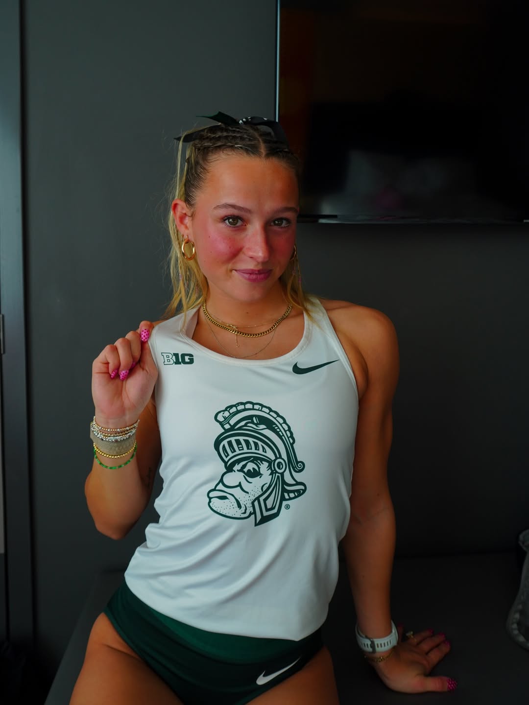 back on the track🪩💃👯_♀️#track #trackandfield #michiganstate #runner #trackgirls (3).jpg