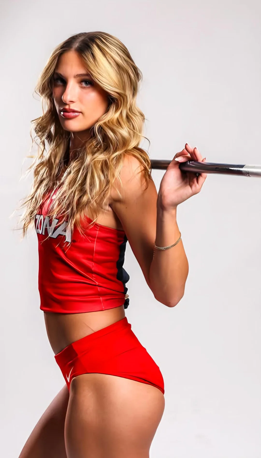 emily-psarras-arizona-track-and-field-v0-ix81uvbf04vg1.webp