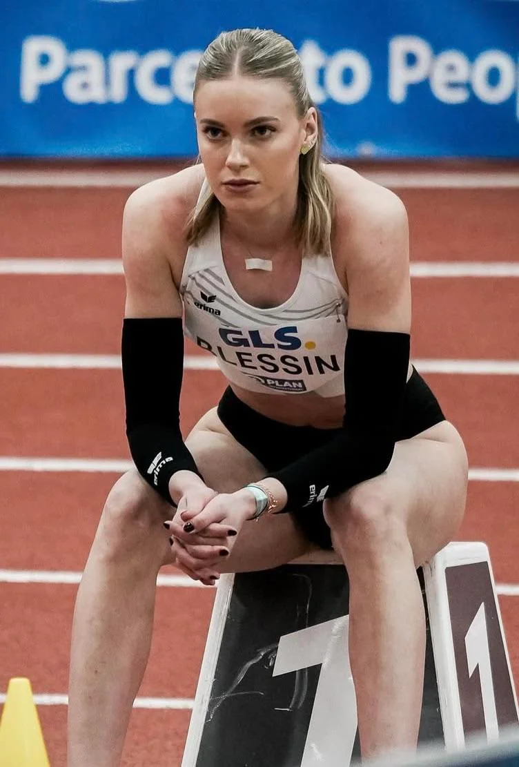 franziska-blessin-german-hurdler-v0-lf9vkg85mrug1.webp