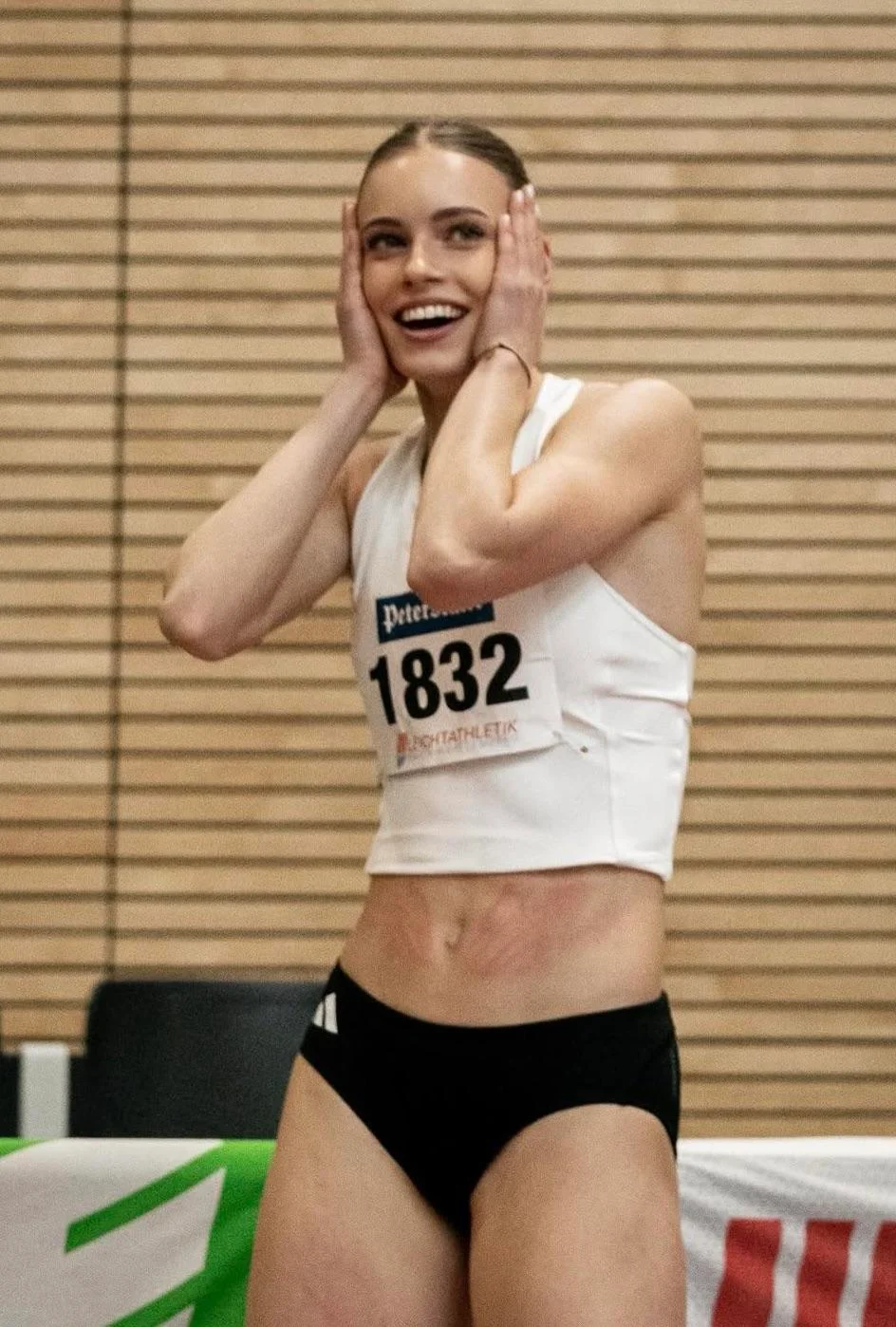 franziska-blessin-german-hurdler-v0-mub90g85mrug1.webp