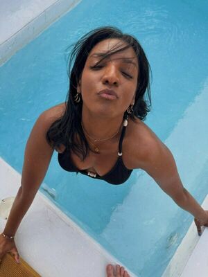 gabriella-bell_0021_300px.jpg