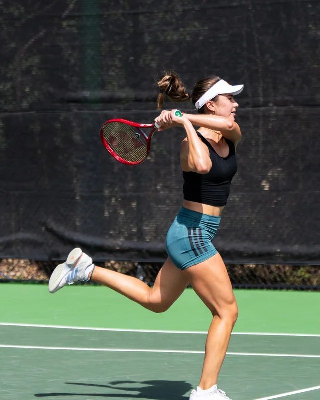 iva-jovic-american-tennis-player-v0-hqunmw6zoxlg1.webp
