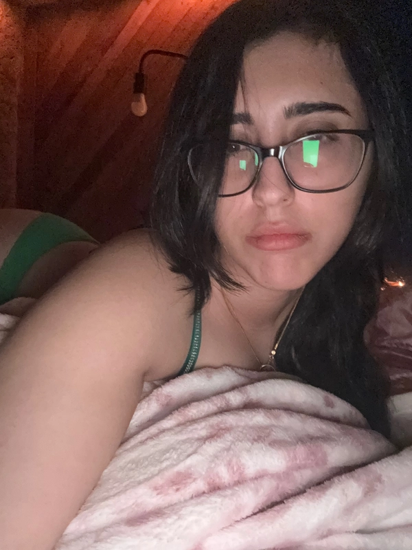 jenn-25fdcc6e16ab4ce1dad4434b69accc42b.webp