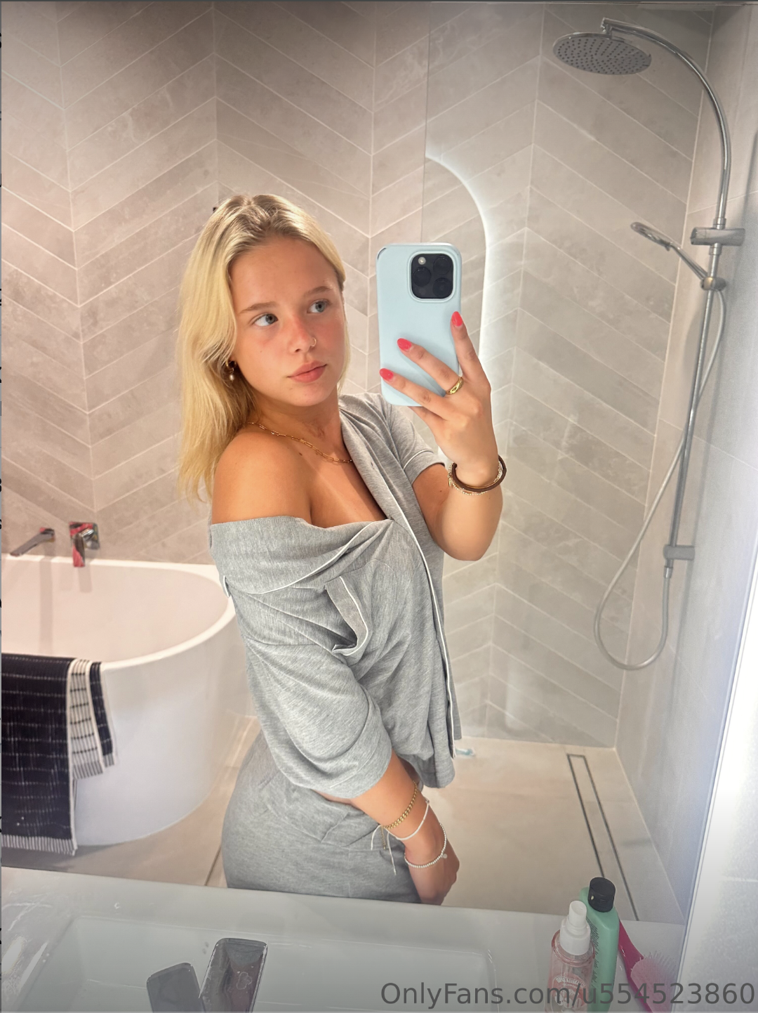 joliesutton 1.png