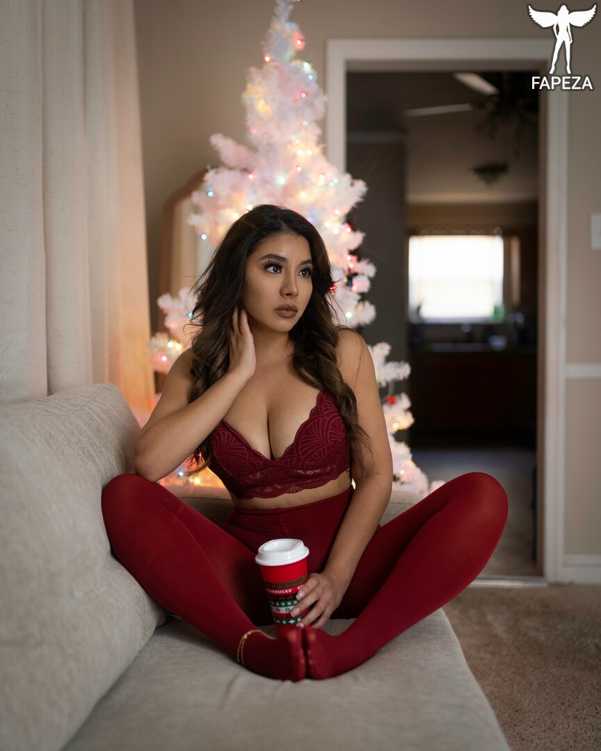 mysticalmercedess_0003.jpg