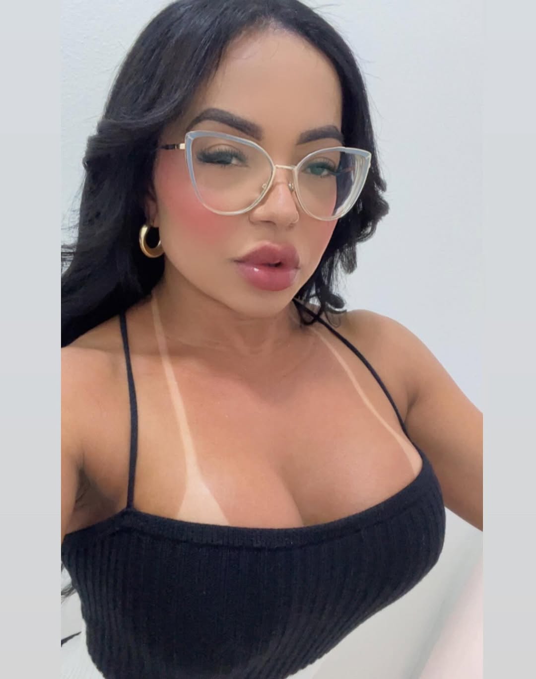 nandielly__sousa_20260517_212017_810.jpg