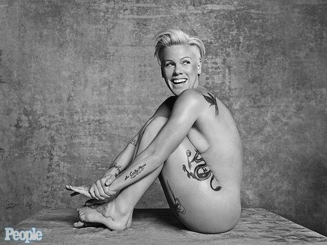 pink-alecia-moore-naked-for-people-magazine-v0-yRxdcMA8FPpyjs-75Y6LvYwRoJddbxUSCiLmKfgTCmY.jpeg