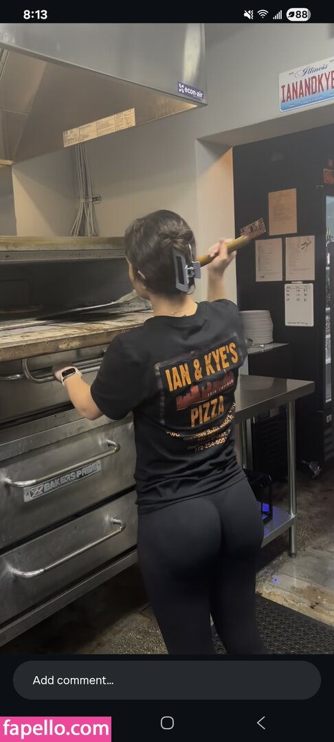 pizzeria-baddies_0001 (1).jpg