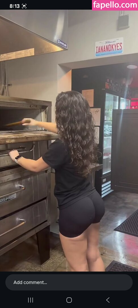 pizzeria-baddies_0002 (1).jpg