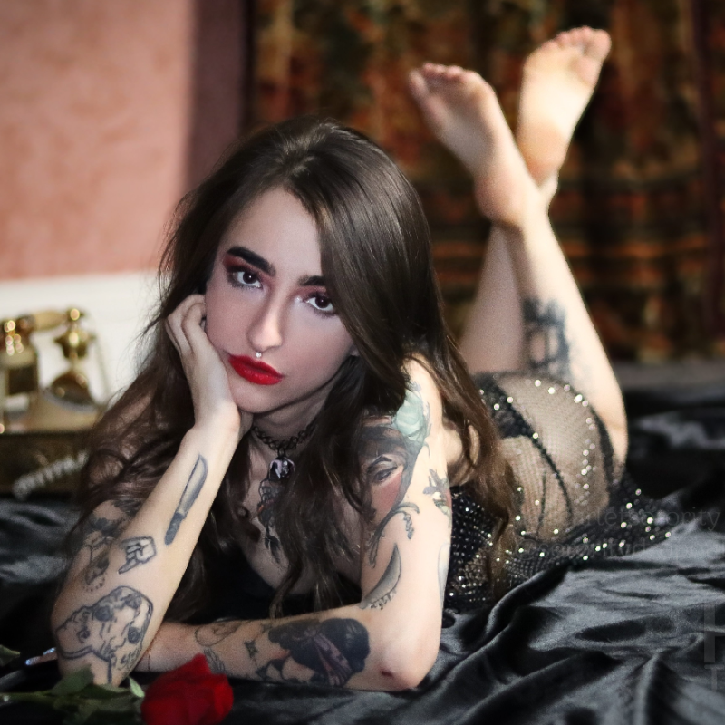 Requests SororityDropout Scarlet Fawn Scarlet Syns Scarlet  