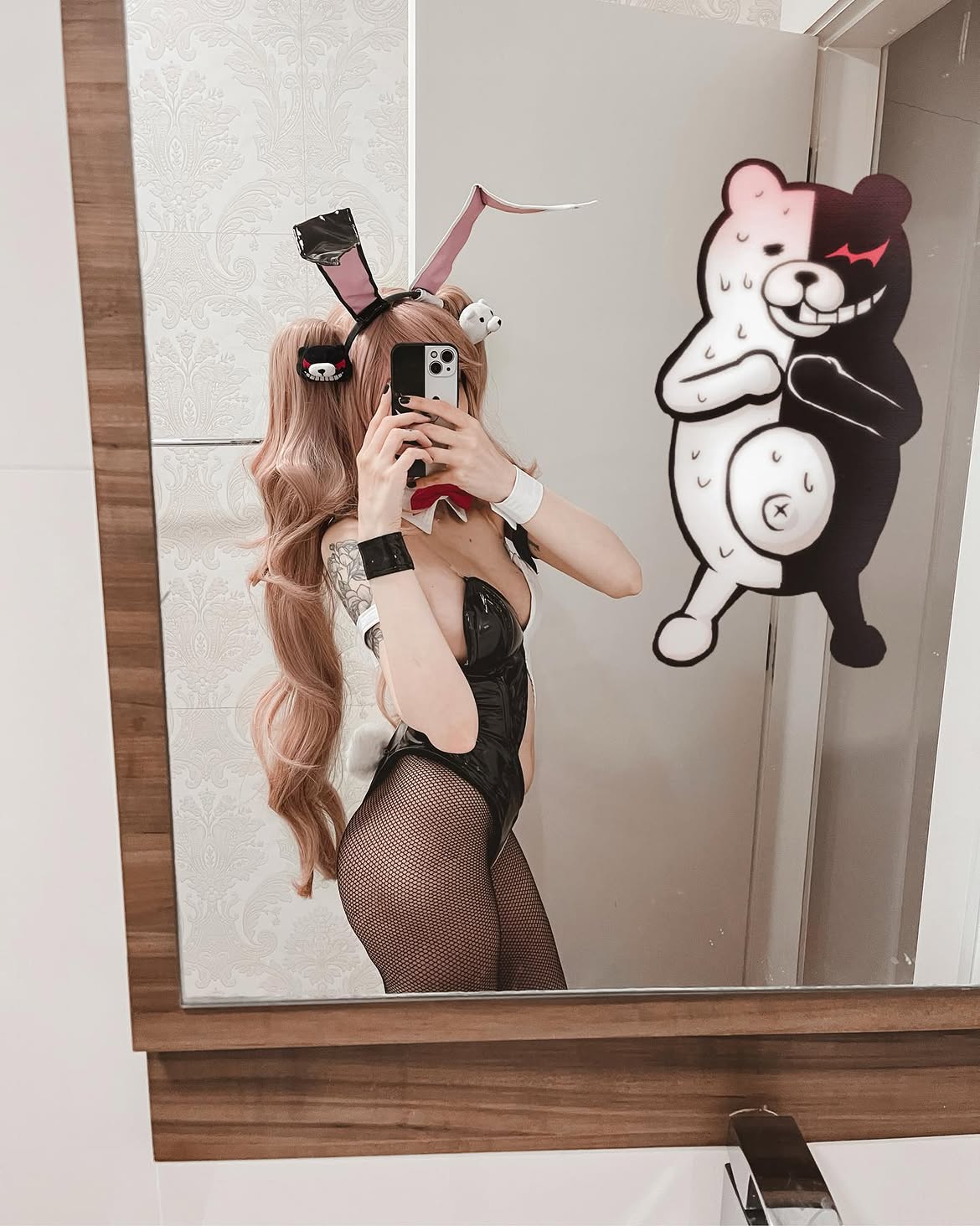 puhuhu 🖤pausa nas fotos da bgs pra mostrar a minha junko bunny, todo mundo sabe que eu amo a ju (1).jpg