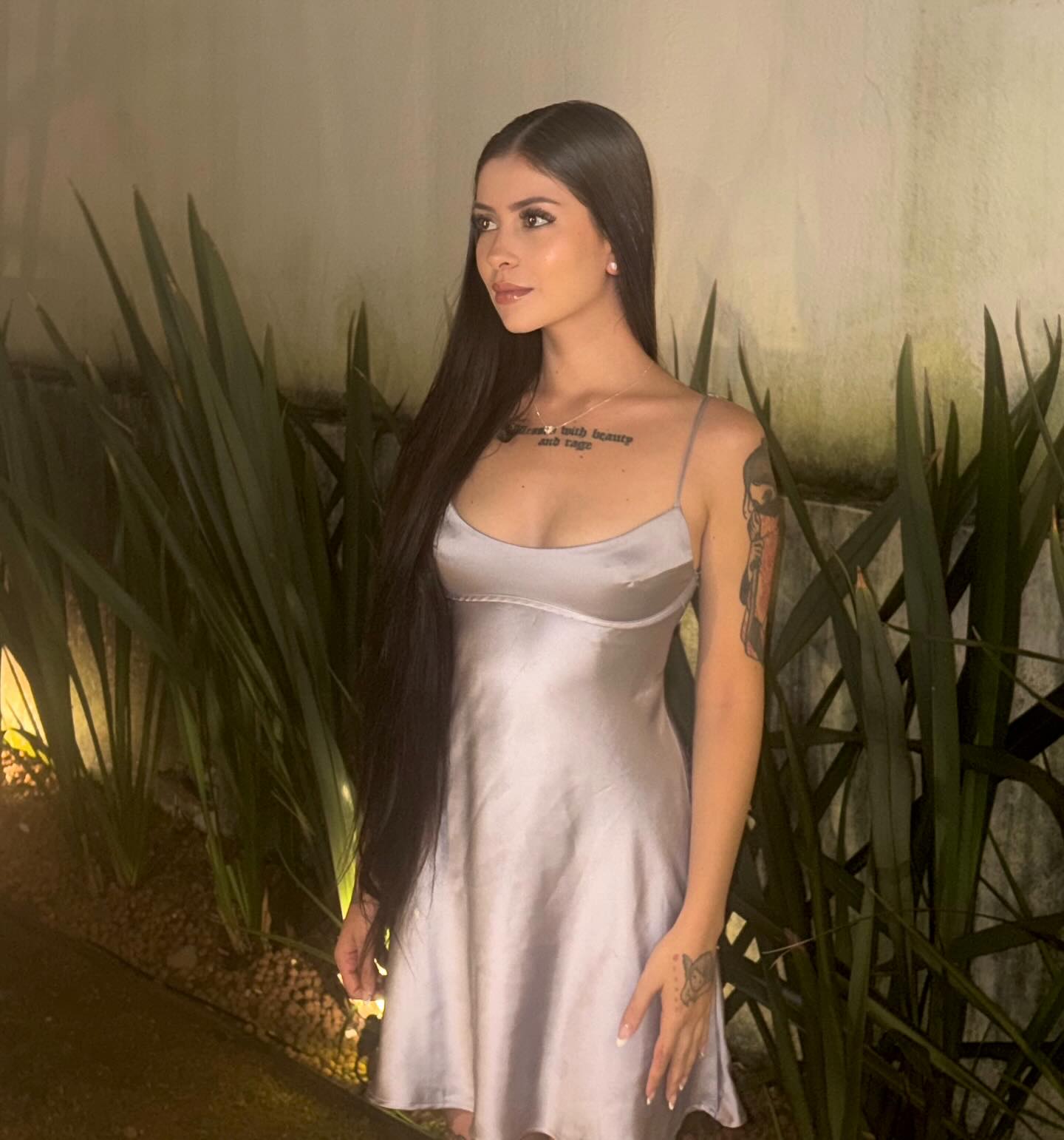 thaislla_diniz_DXXTH6blATQCAszT2qsXB8t84wMoFWNLfjSbzQ0_0.jpg