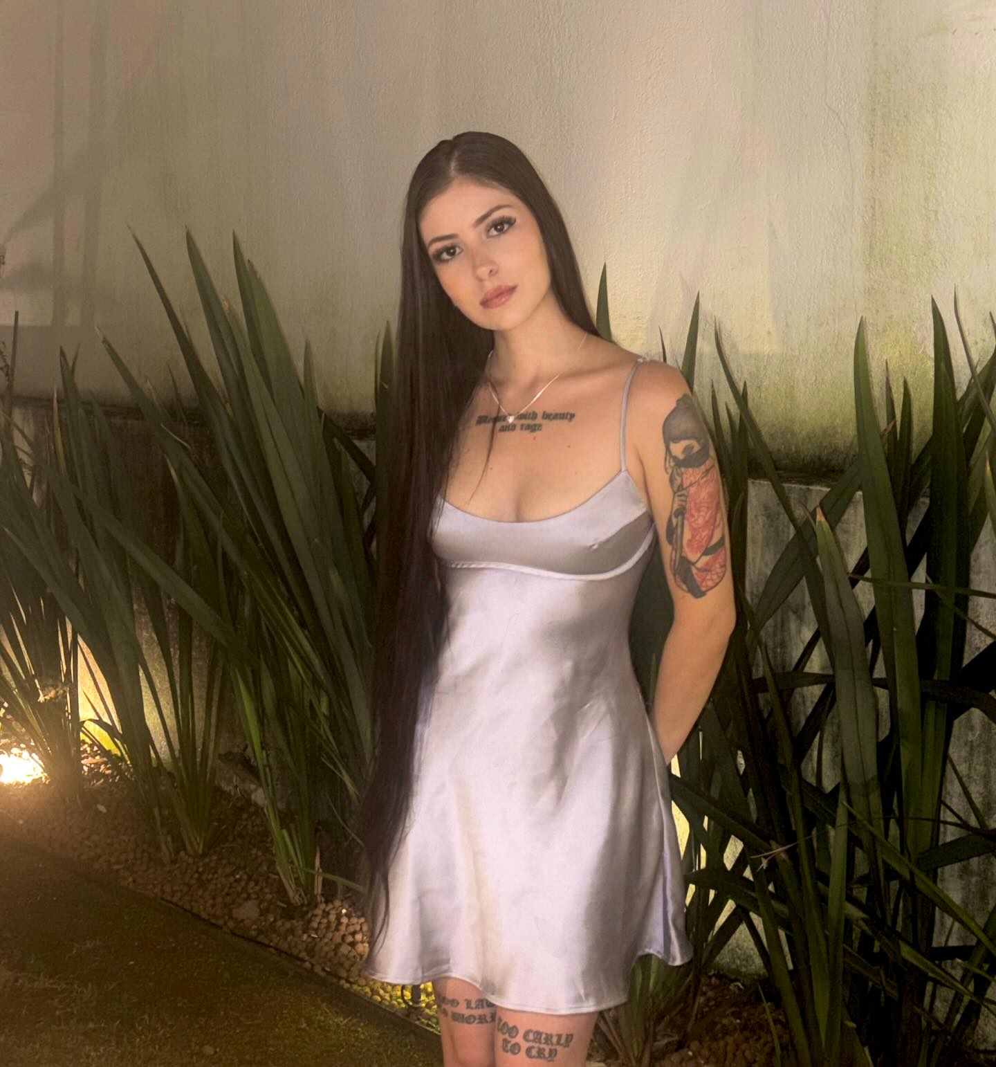 thaislla_diniz_DXXTH6blATQCAszT2qsXB8t84wMoFWNLfjSbzQ0_1.jpg