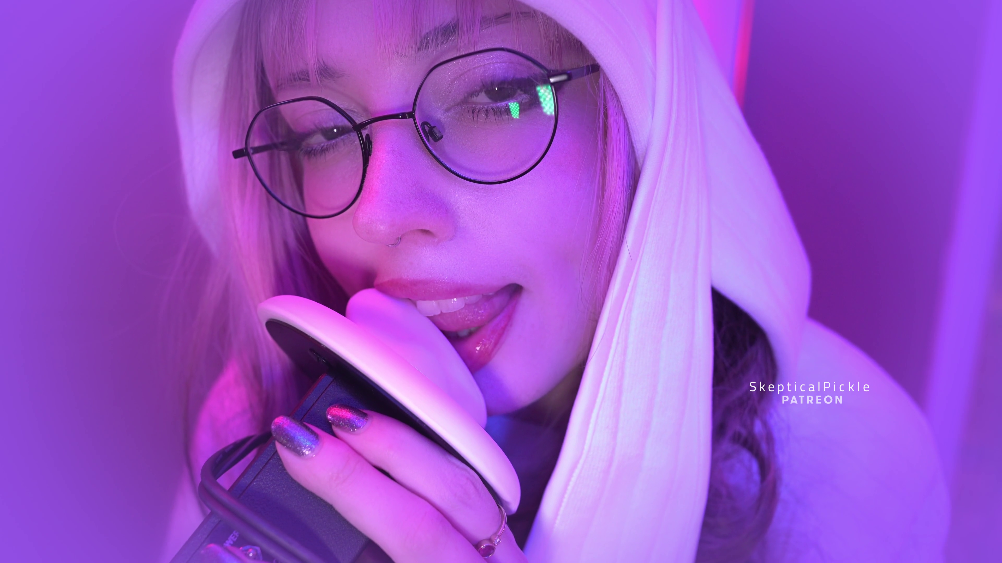 vlcsnap-2026-08-28-19h36m48s740.png